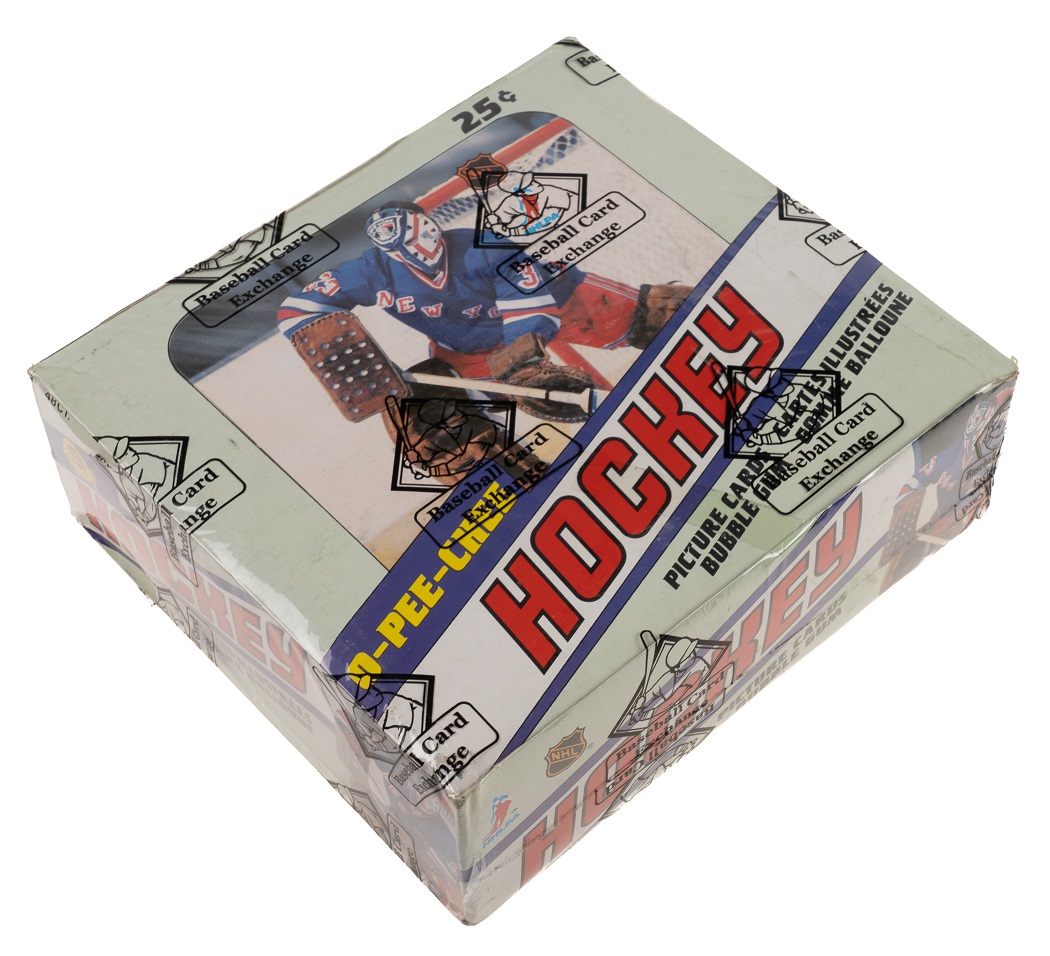 1981-82 O-Pee-Chee hockey Unopened Wax Box Tape Intact (48 packs) - BBCE